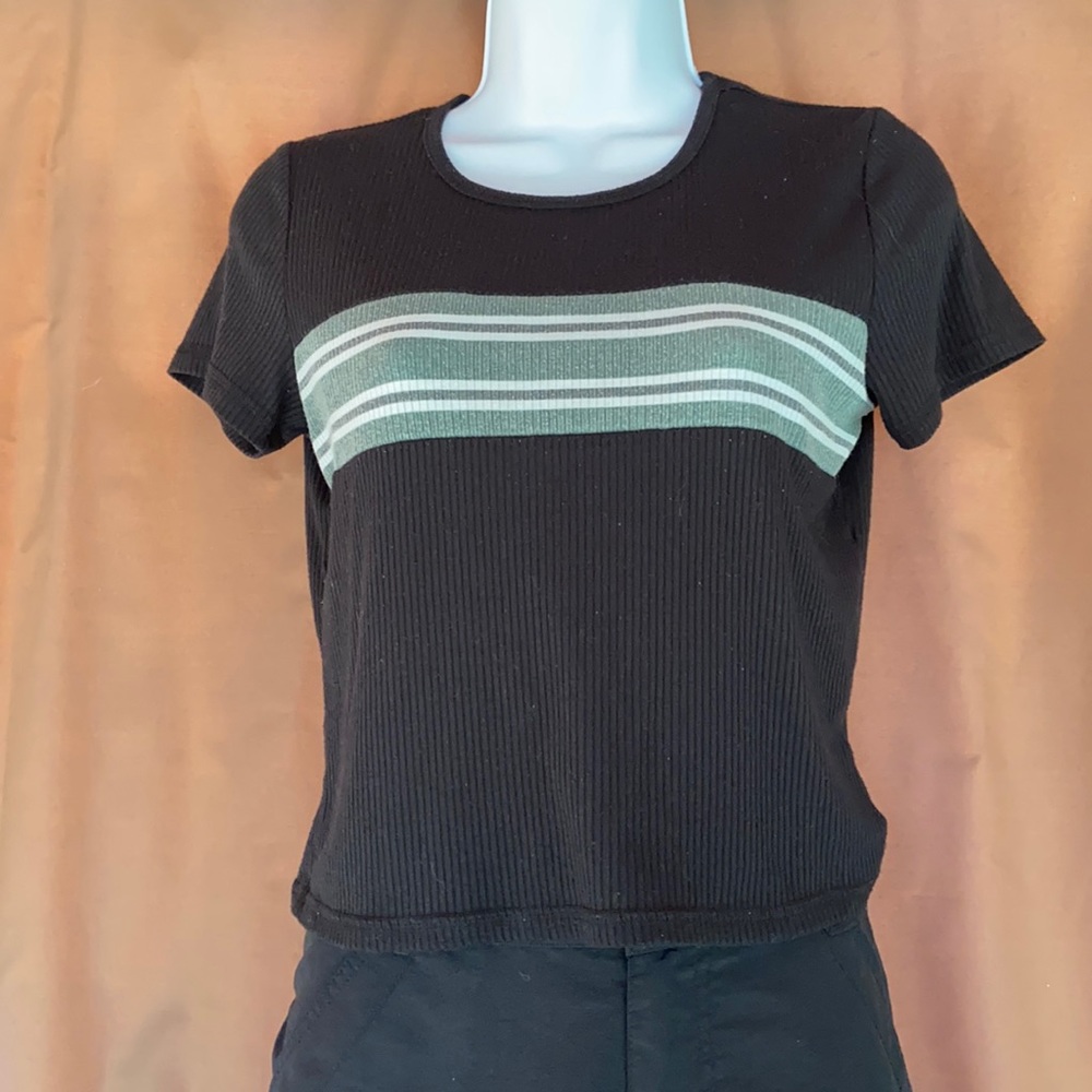 PS basics by PacSun crop top sz M